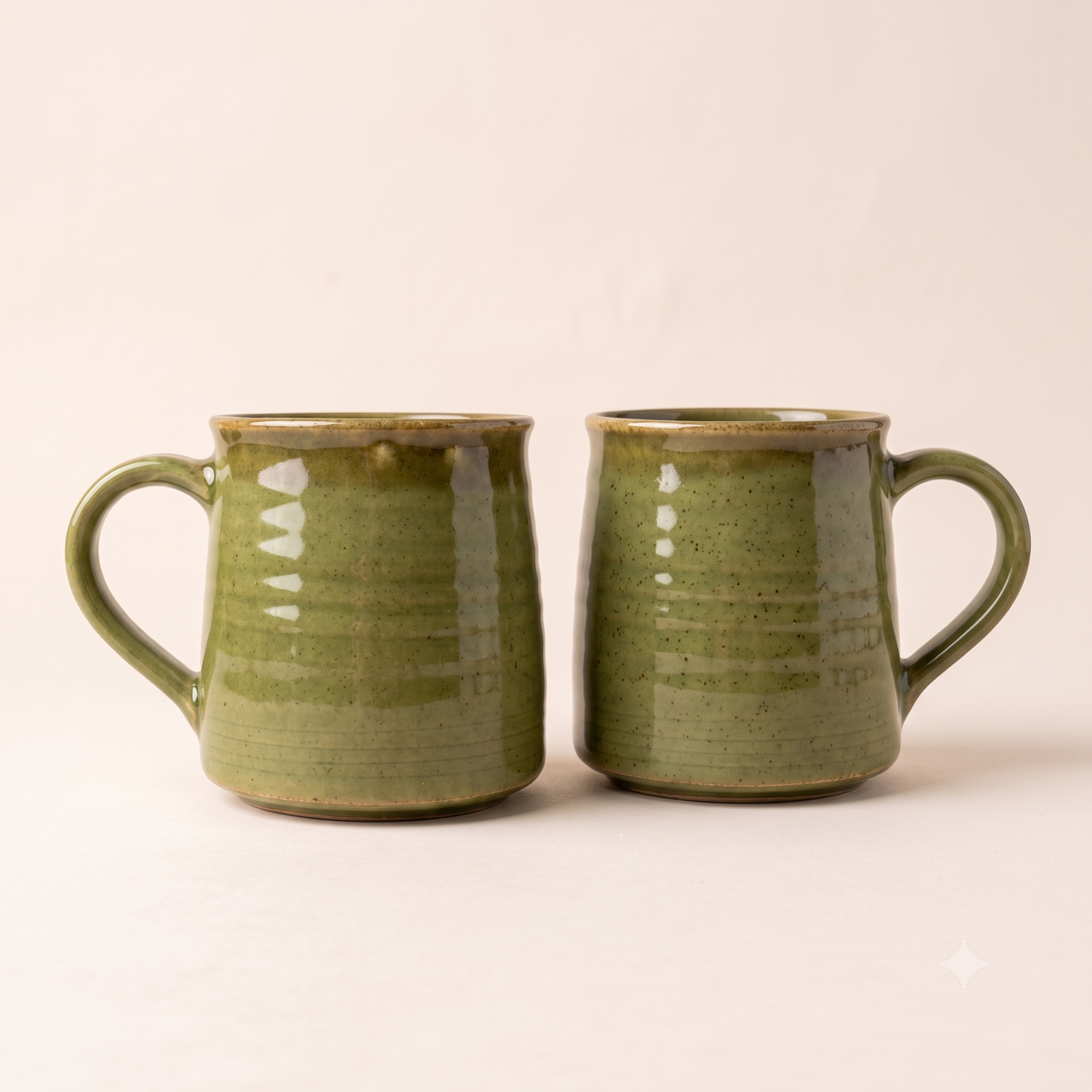 Vibrant Trails: The Green Streaked Coffee Mug