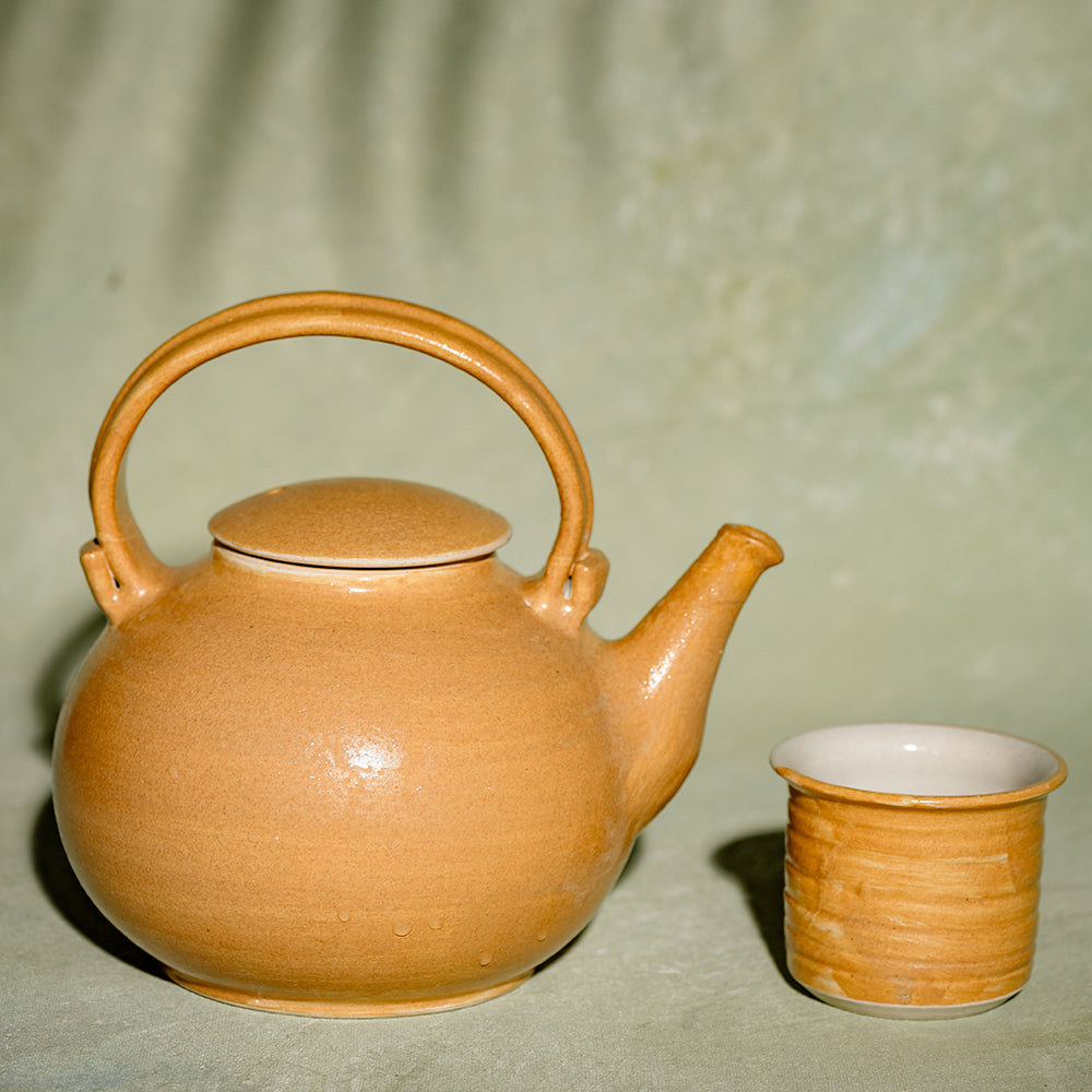 Rustic Charm Kettle