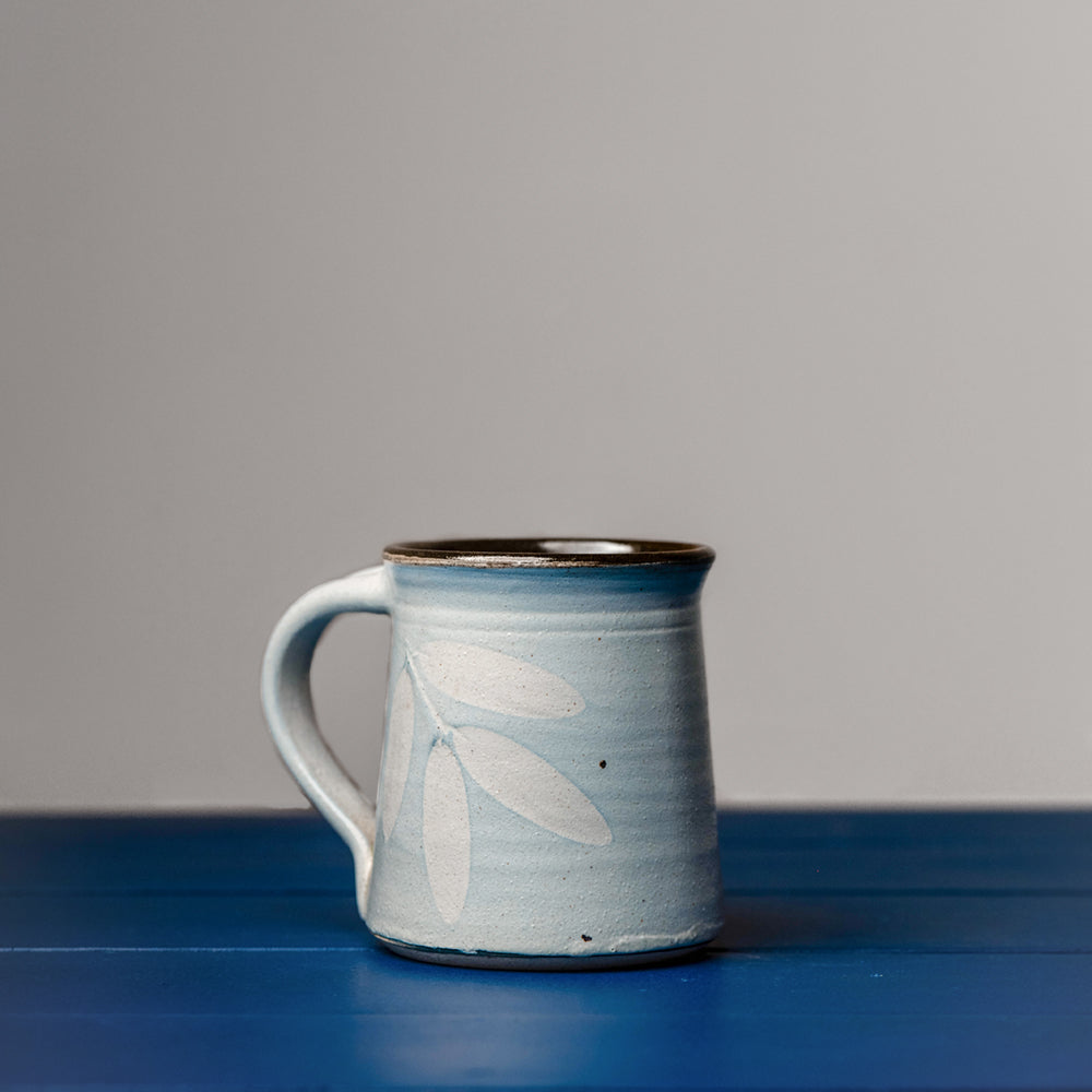 Blue Azure Four Leaf Mug   Set of 2